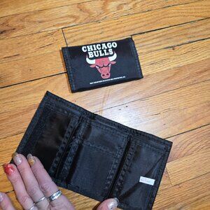 Chicago Bulls Basketball NBA RETRO THROWBACK Oldschool Tri-Fold Wallet   5" Tri-